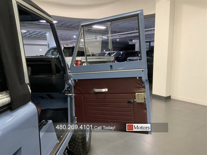 1985 Land Rover Defender