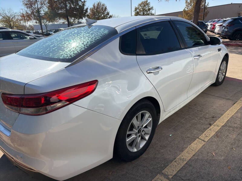 2016 Kia Optima LX
