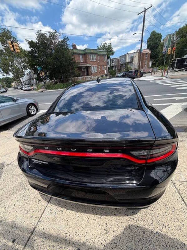 2016 Dodge Charger SXT