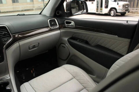 2017 Jeep Grand Cherokee Summit