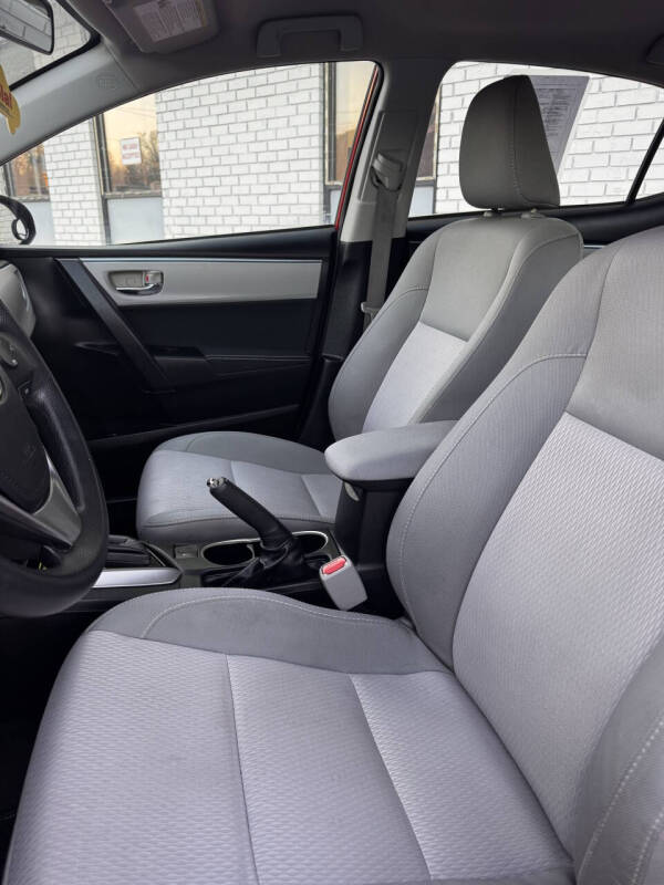 2015 Toyota Corolla LE