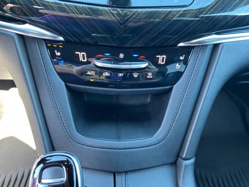 2022 Cadillac XT6 Premium Luxury