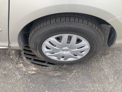 2004 Toyota Sienna CE 7 Passenger