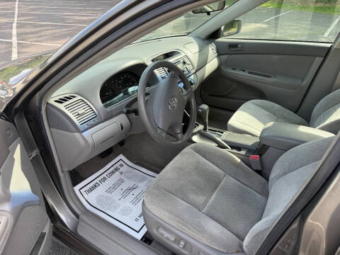 2004 Toyota Camry LE V6