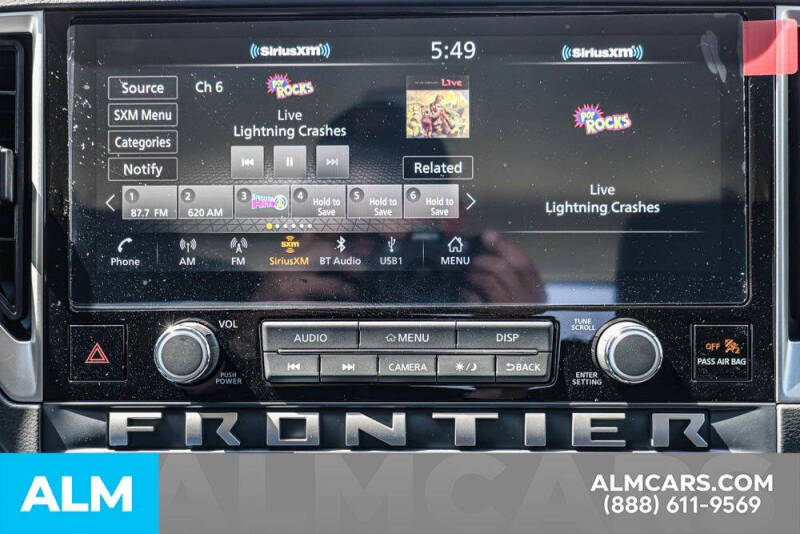 2025 Nissan Frontier SV