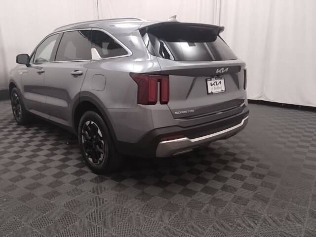 2024 Kia Sorento S