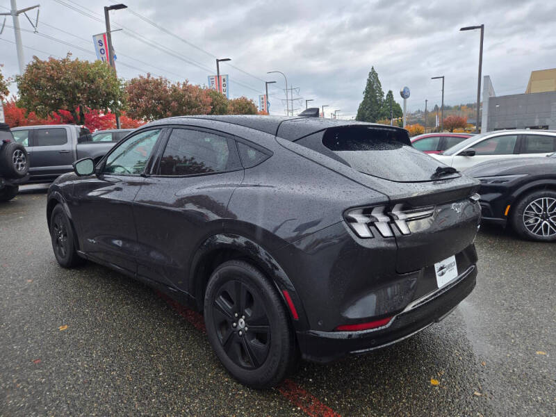 2021 Ford Mustang Mach-E California Route 1