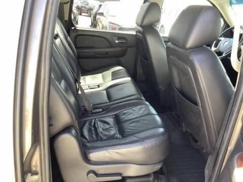 2011 Chevrolet Suburban LT