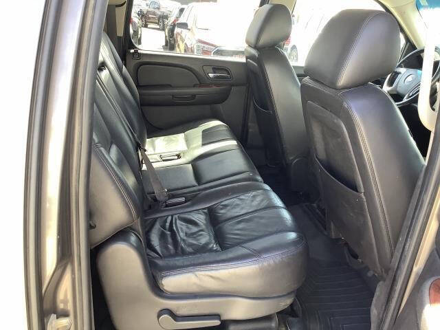 2011 Chevrolet Suburban LT