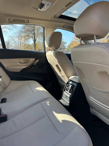 2015 BMW 3 Series 320i