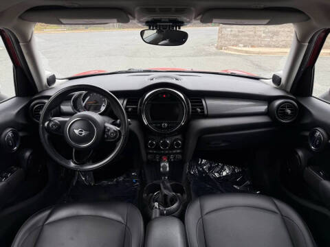 2016 MINI Hardtop 4 Door Cooper