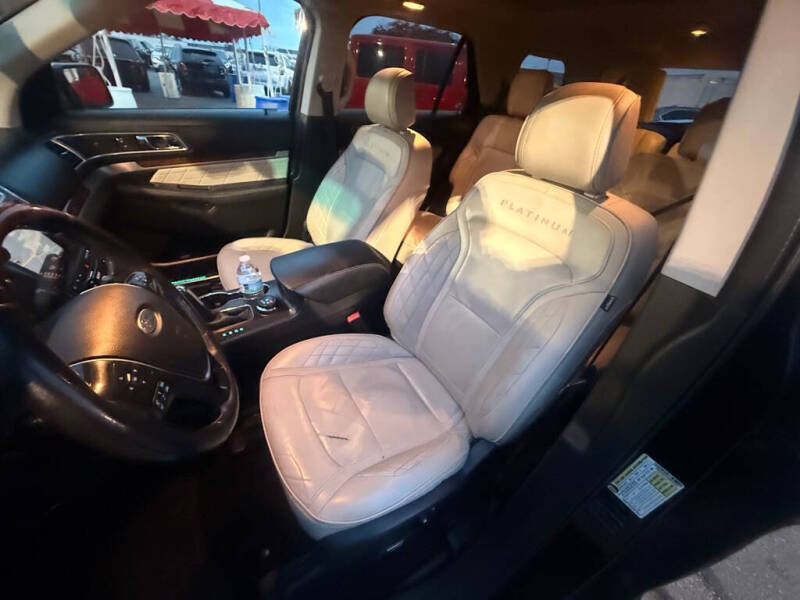 2016 Ford Explorer Platinum