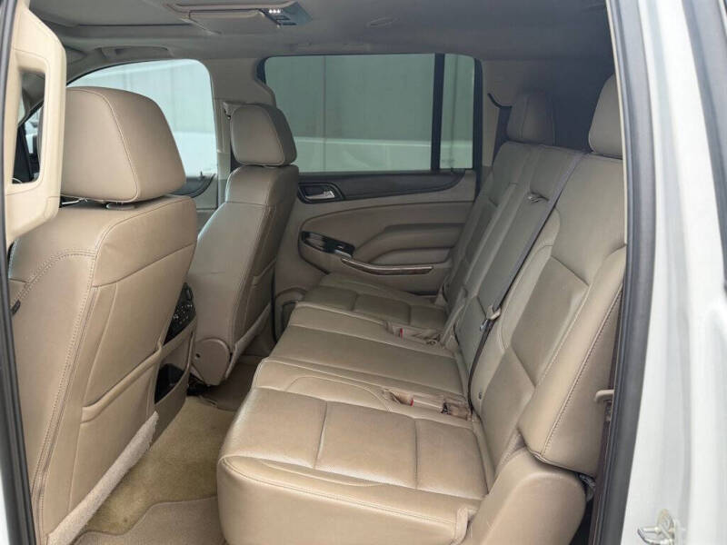 2017 GMC Yukon XL SLT