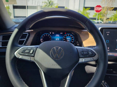 2024 Volkswagen Atlas SE