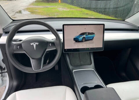 2023 Tesla Model Y Long Range