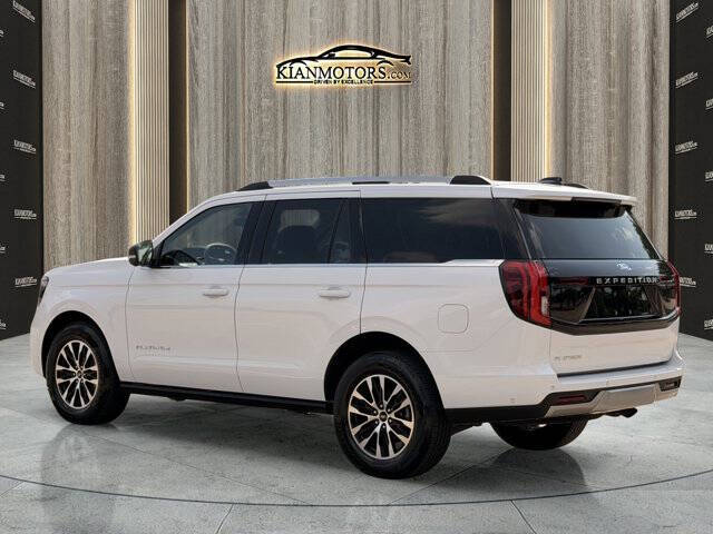 2025 Ford Expedition Platinum
