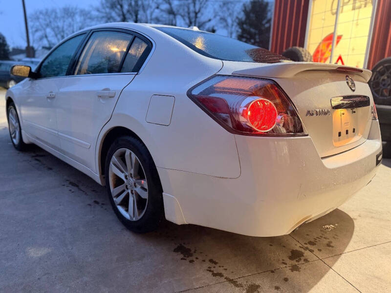 2012 Nissan Altima 3.5 SR