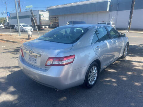 2011 Toyota Camry XLE