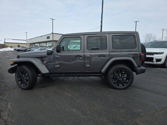 2025 Jeep Wrangler Sahara 4xe