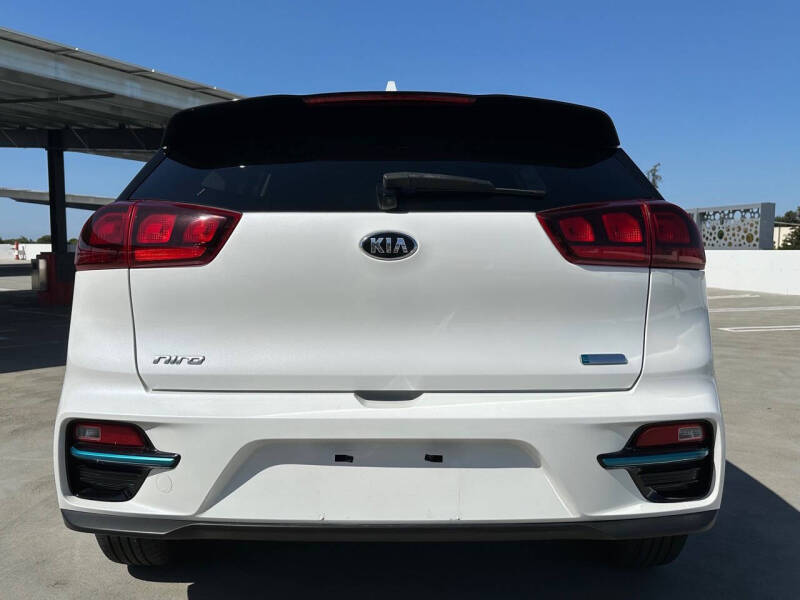 2021 Kia Niro EX - Photo 10