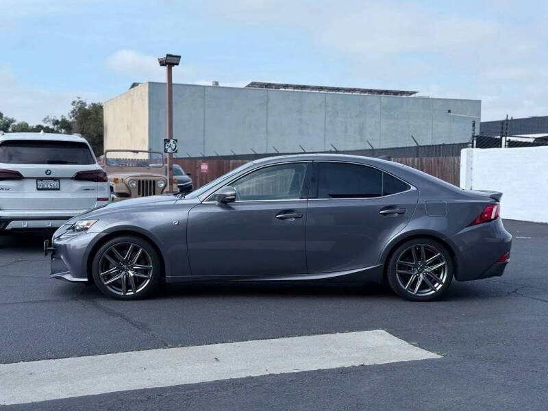 2016 Lexus IS 200t