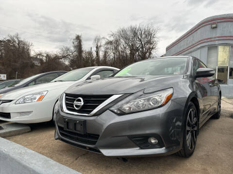2018 Nissan Altima for sale at Motley's Auto World in Danville VA