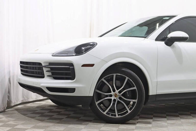 2023 Porsche Cayenne Coupe Platinum Edition
