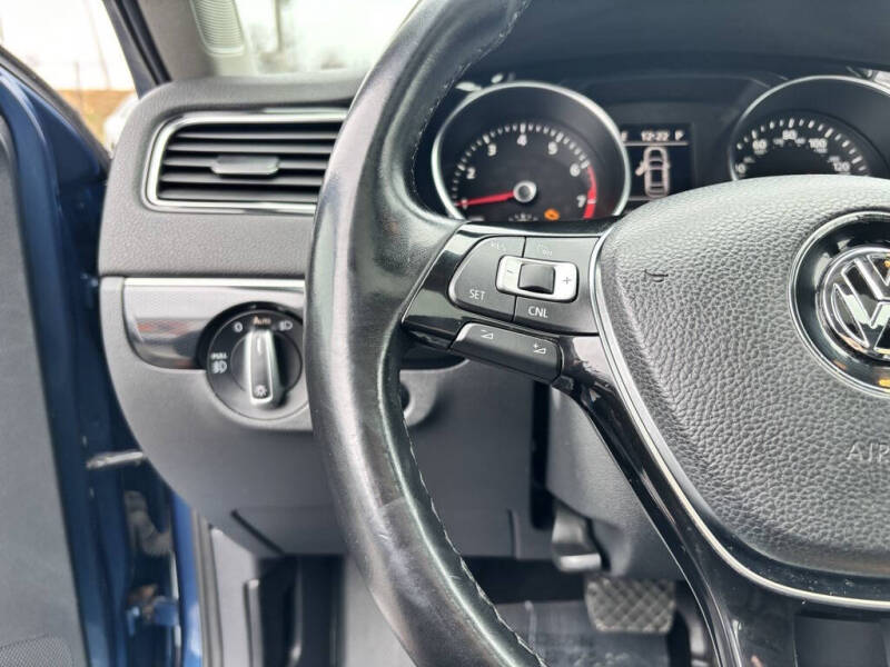 2016 Volkswagen Jetta