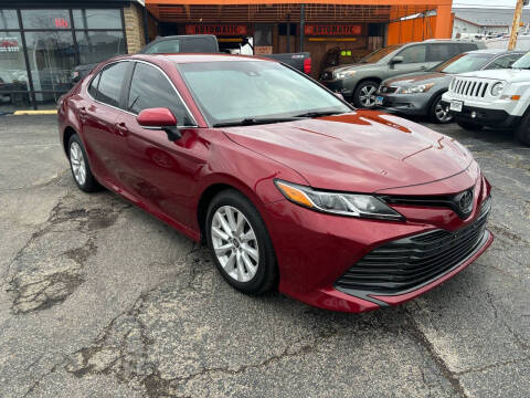 2020 Toyota Camry for sale at North Chicago Car Sales Inc in Waukegan IL