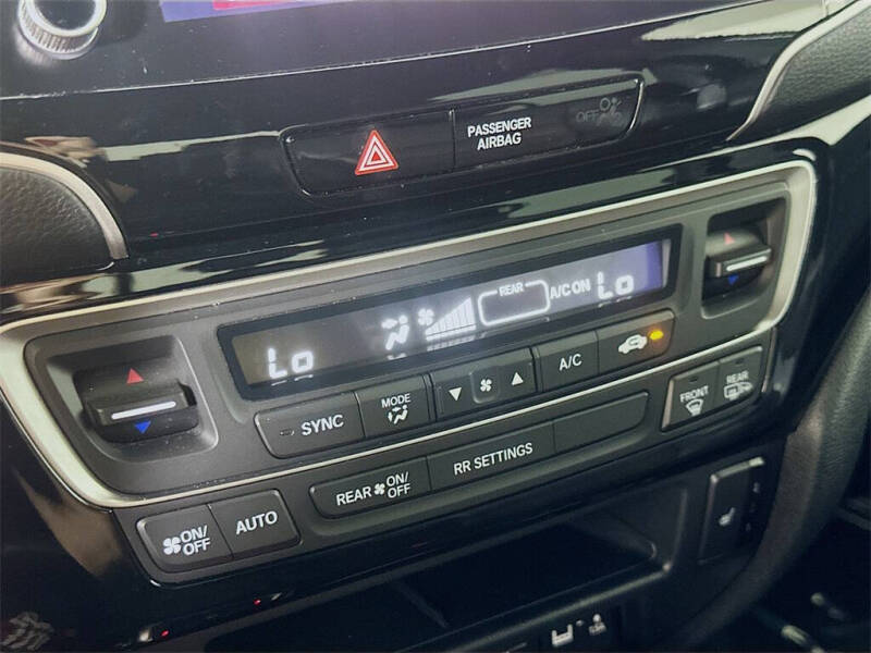 2022 Honda Ridgeline Black Edition