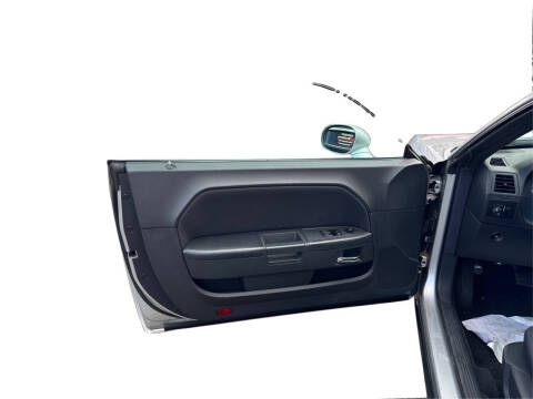 2010 Dodge Challenger SE