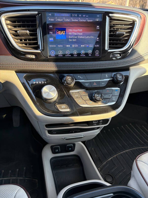2017 Chrysler Pacifica Limited
