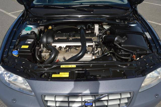 2005 Volvo XC70