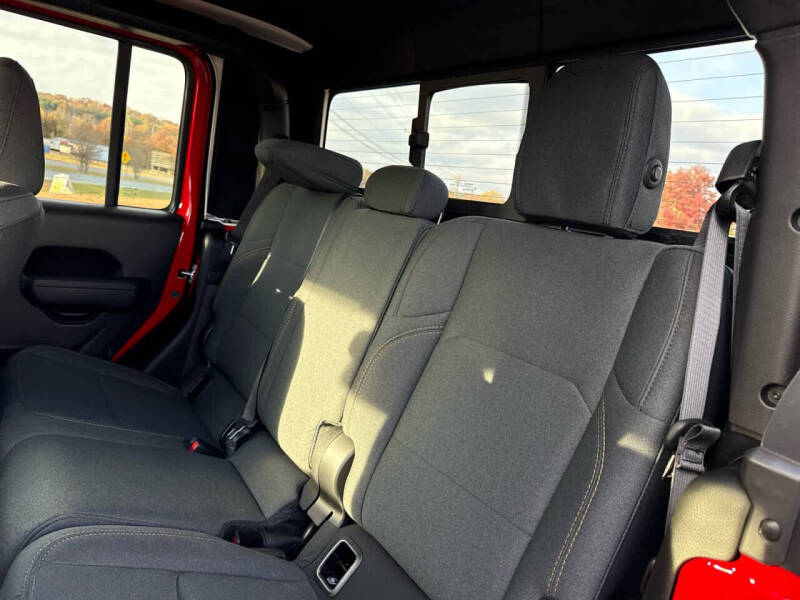 2026 Jeep Gladiator Willys