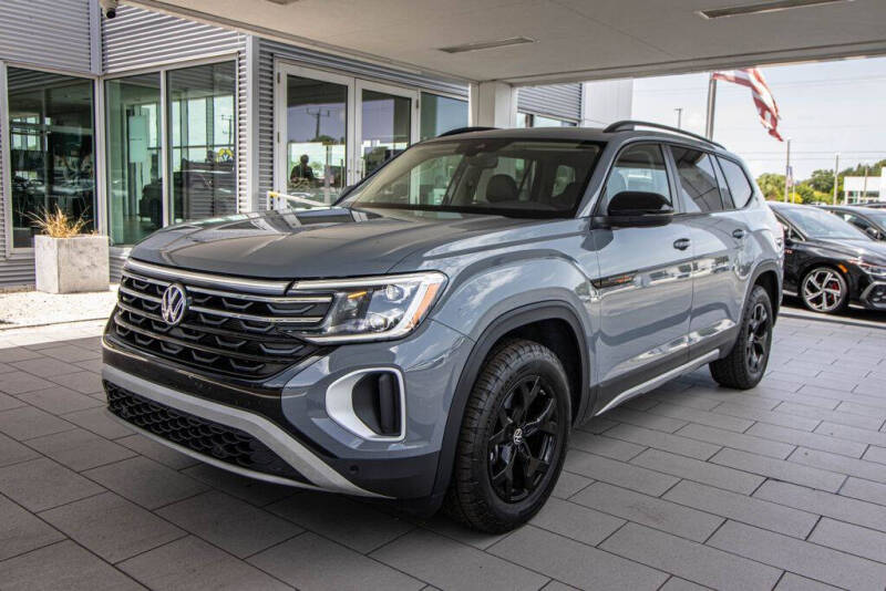 2024 Volkswagen Atlas Peak Edition SEL 4Motion