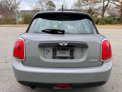 2016 MINI Hardtop 4 Door Cooper