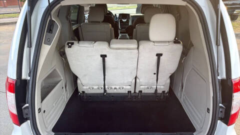 2015 Chrysler Town and Country Touring