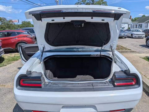 2019 Dodge Challenger SXT