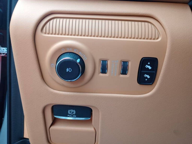 2023 Jeep Grand Wagoneer L Series III