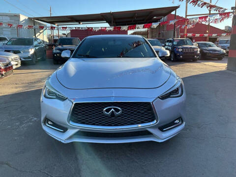 2018 Infiniti Q60 for sale at M&M Diamond Cars LLC in Phoenix AZ