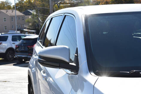 2017 Toyota Highlander LE