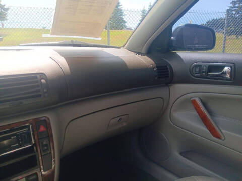 2003 Volkswagen Passat GLX 4Motion