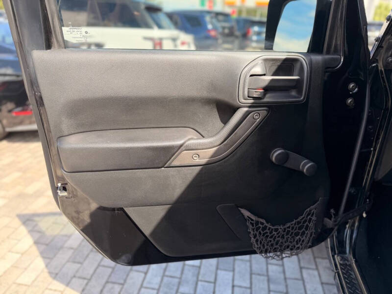 2016 Jeep Wrangler Sport