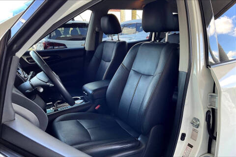 2018 Nissan Pathfinder SV