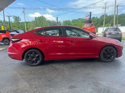 2019 Hyundai Elantra SE