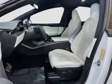 2022 Tesla Model X Plaid