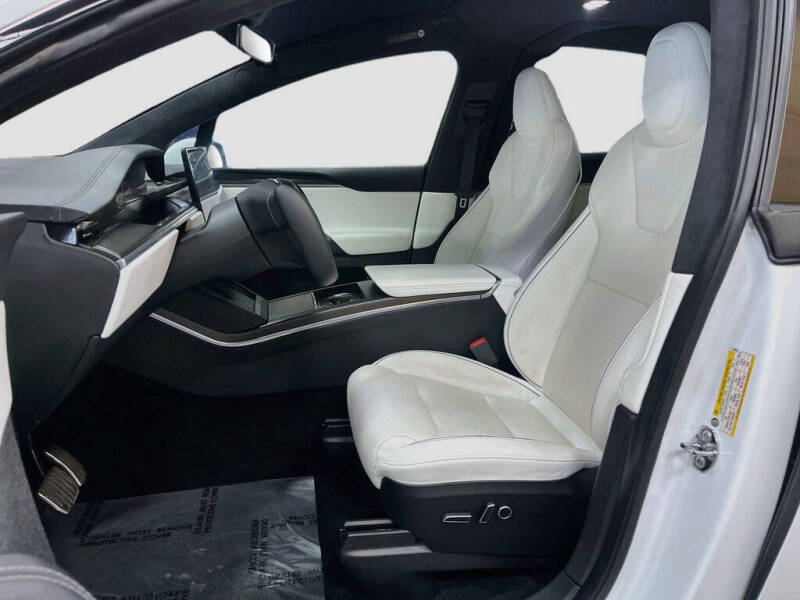 2022 Tesla Model X Plaid