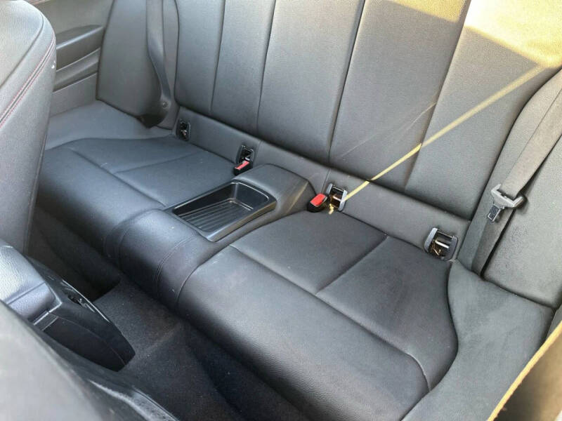 2017 BMW 2 Series 230i