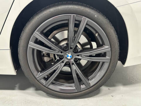 2023 BMW 3 Series 330i xDrive