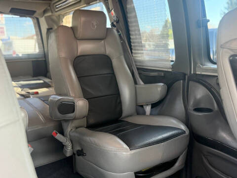 2013 GMC Savana
